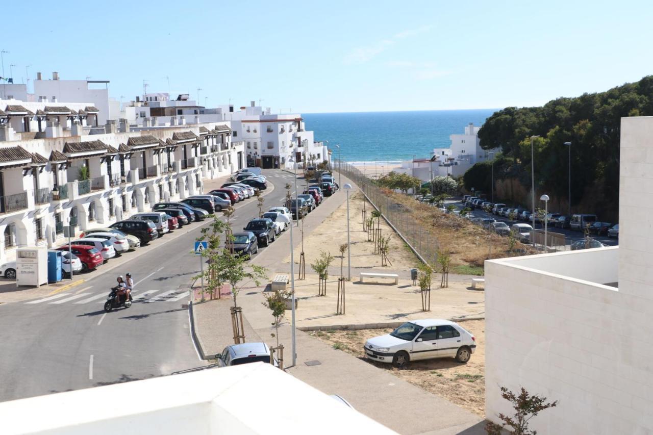 Cerca De La Playa *